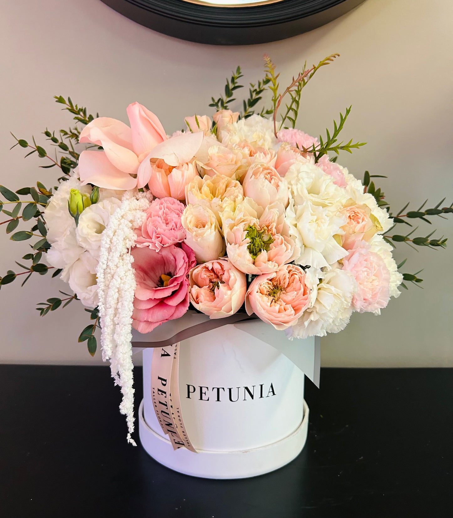 Arreglo Floral con Rosa Inglesa Peonia