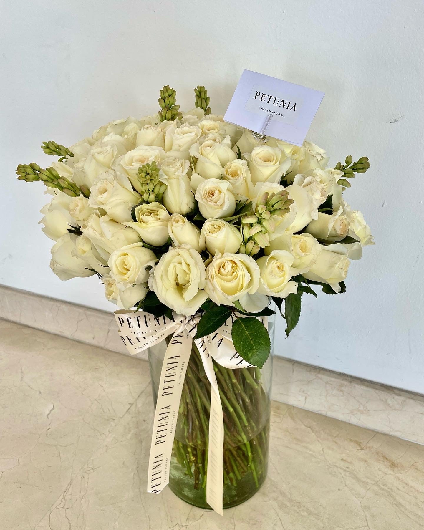 Arreglo Floral de Rosas y Nardos - Xalapa